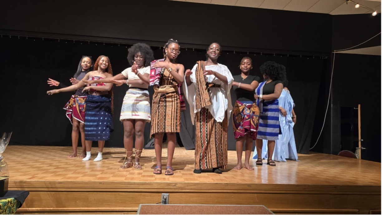 Danse Gravelbourg.jpg (177 KB)